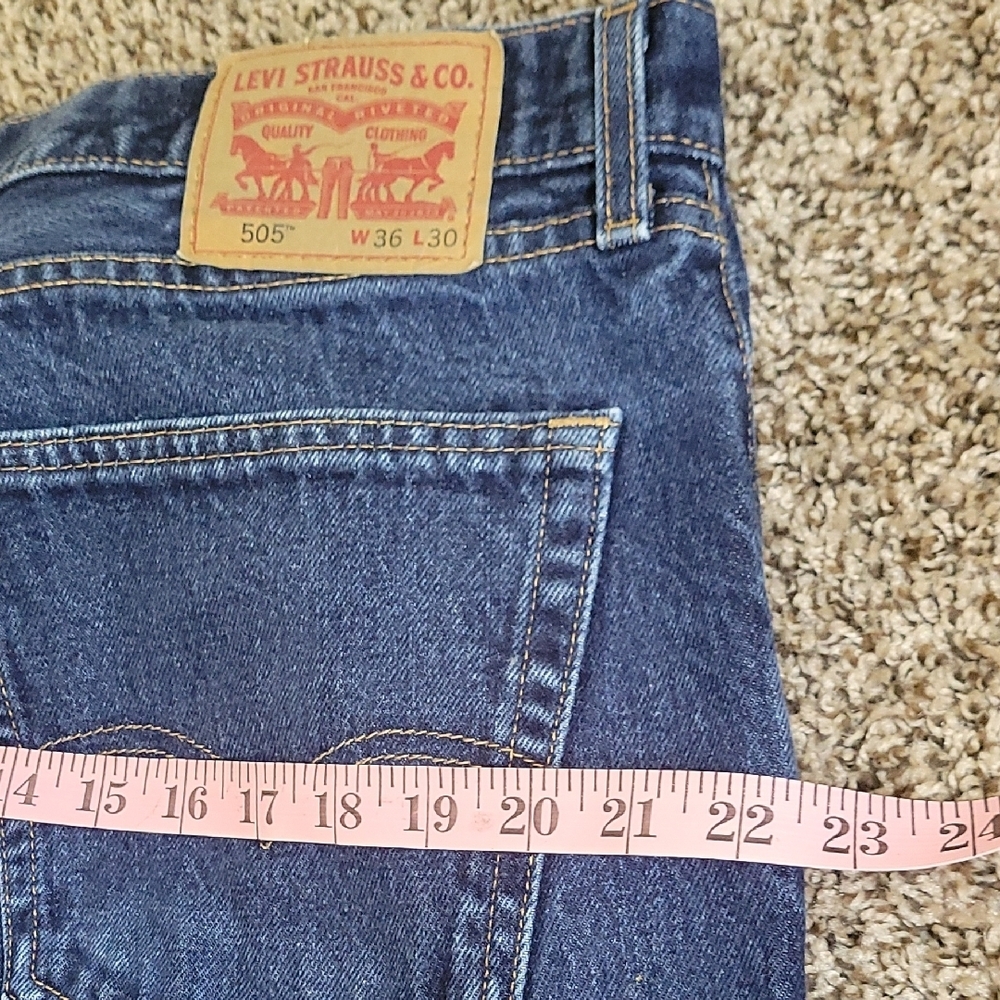 Levi Men's Blue Jeans 36×30 - Picture 15 of 16